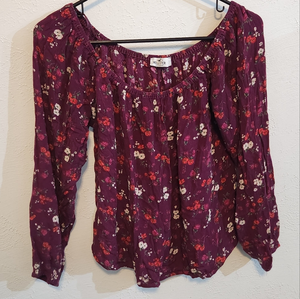 Hollister Floral Boho Large Off Shoulder Long Sleeve